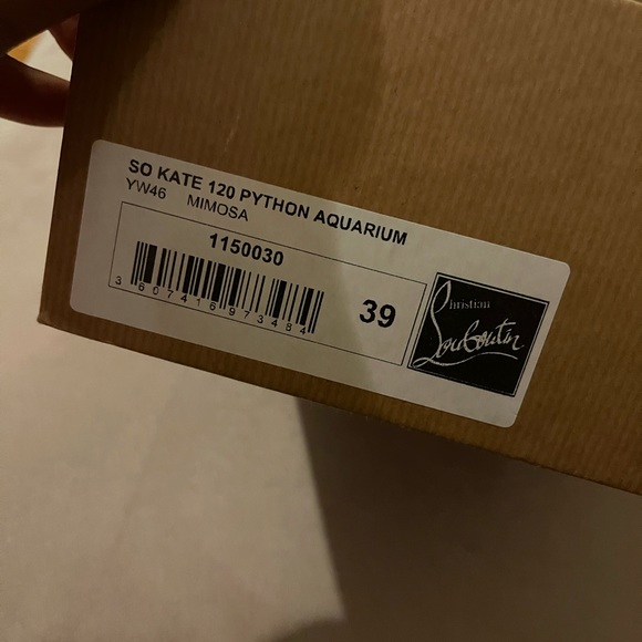 Christian louboutin so Kate - Picture 4 of 6
